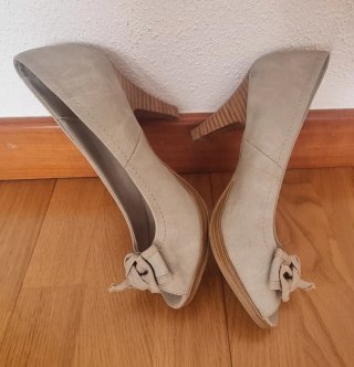 Zapatos XTI Peep Toe Lazo Gris Claro