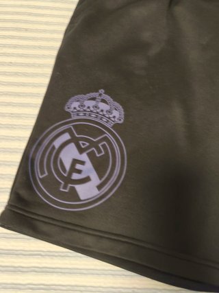 Pantalón corto Adidas Real Madrid negro