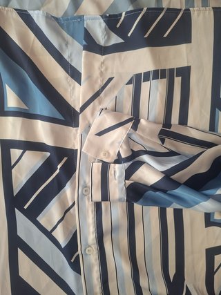 Camisa / Túnica Rinascimento Nova c/ Etiqueta