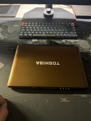 Toshiba NB-520 108 Portátil Negro