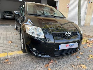 Toyota Auris 2009