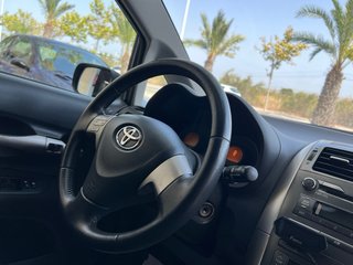 Toyota Auris 2009