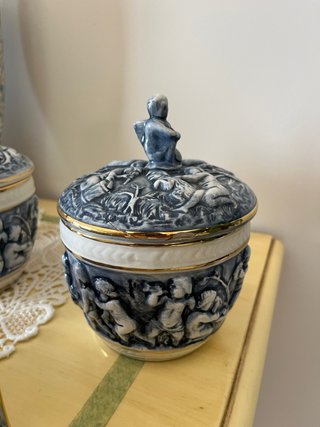 Antiguo juego tocador porcelana azul y detalles do