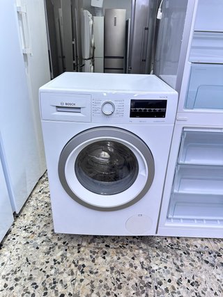 Lavadora Bosch + Nevera Liebherr