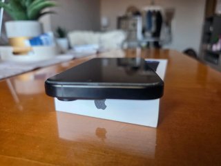 iPhone 16 Pro 128GB Nero Titanio