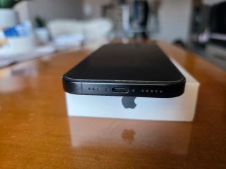 iPhone 16 Pro 128GB Nero Titanio