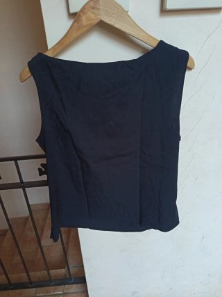 Top Mango Riga. Negro