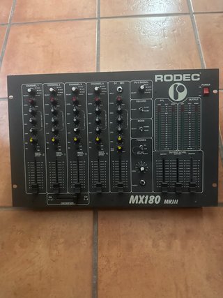 Mesa de mezclas Rodec MX180 MKIII