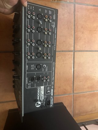 Mesa de mezclas Rodec MX180 MKIII