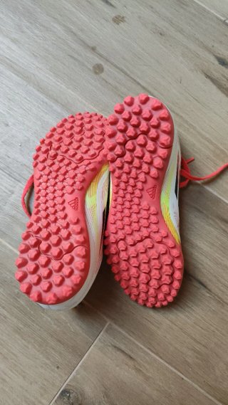 Botas fútbol Adidas F50 multitaco T34