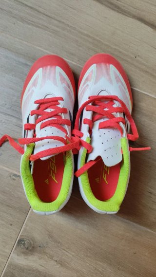 Botas fútbol Adidas F50 multitaco T34