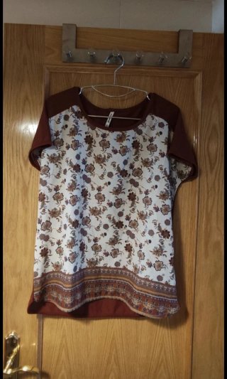 Blusa floral talla L