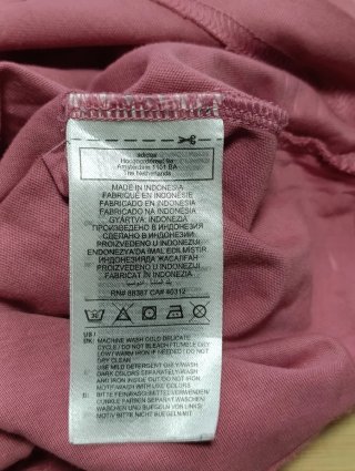 Camiseta Adidas rosa talla S