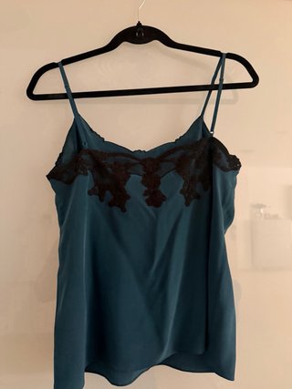 Top lencero Jigsaw encaje negro y verde