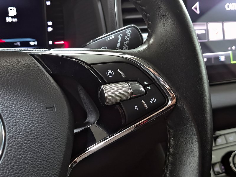 Škoda Karoq AMBITION 2.0 TDI Adblue 2022, foto 16