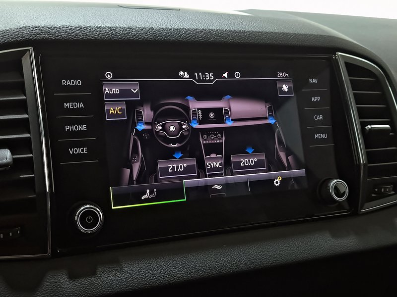 Škoda Karoq AMBITION 2.0 TDI Adblue 2022, foto 27