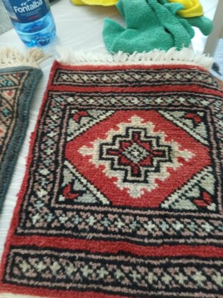 Tappeti persiani in tessuto e lana