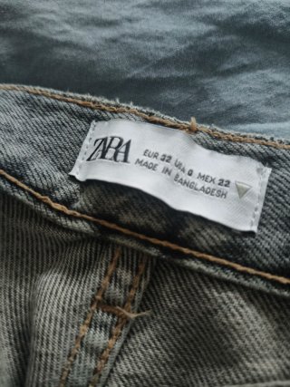 Pantalón cargo ZARA gris