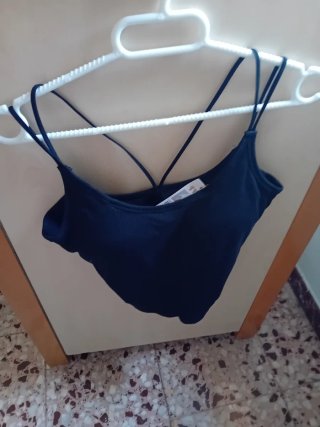 Camiseta tirantes negra