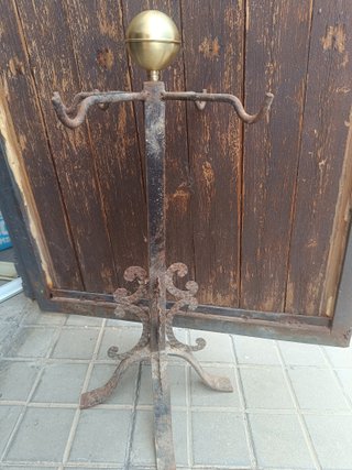Colgador chimenea antiguo de hierro