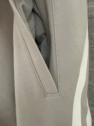 Pantalón Adidas Gris Talla S