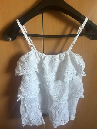 Camiseta tirantes blanca volantes