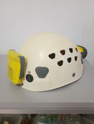 Casco Petzl Ecrin Rock Espeleología Escalada