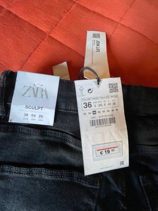 Pantalón vaquero SCULPT negro talla S/36