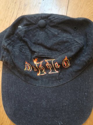 Gorra retro Diablo 2 Negra. AÑO 2000.