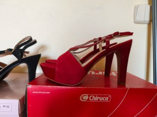 Lote 2 pares sandalias tacon sin estrenar T40 + re