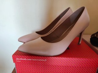 Lote 2 pares sandalias tacon sin estrenar T40 + re