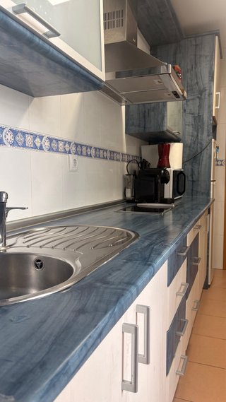 Cocina completa 4,10m cn muebles, encimera y vitro