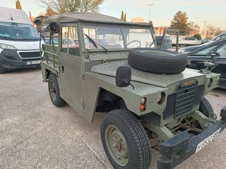 Land Rover Santana 88 Militar Restaurado