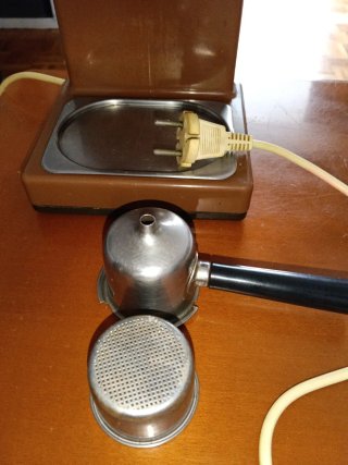 Cafetera Ufesa Marrón