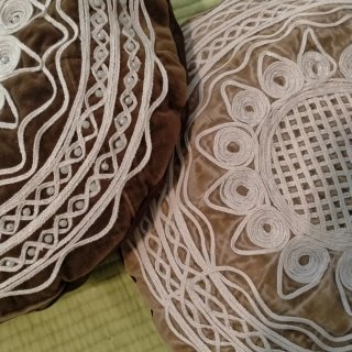 Cojines Redondos Clásicos Antiguos