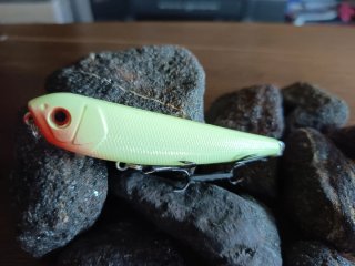 Lote de señuelos pesca a spinning