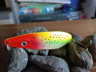 Lote de señuelos pesca a spinning