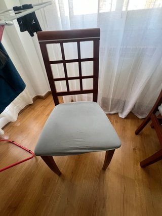 Mesa Comedor extensible medera y Cristal +4 sillas