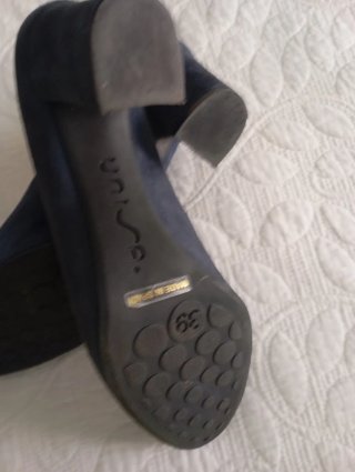 Zapatos de salón azul piel de ante , tacón de 8 cm