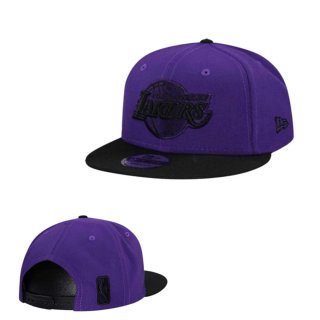 Gorra New Era Lakers Morada y Negra