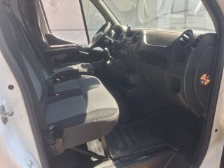 Nissan NV400 2015