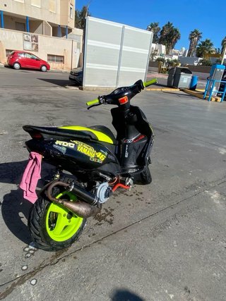 Yamaha Jog RR FRENO DE DISCO Y ITV JUNIO 2027