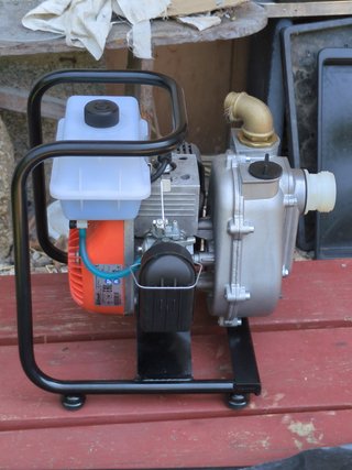Bomba de agua a gasolina ,MADE IN ITALY