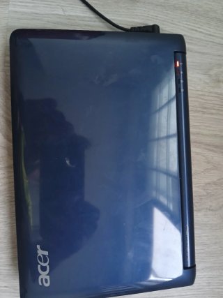 Mini portátil Acer azul