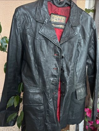 Chaqueta cuero Stradivarius negra S/M