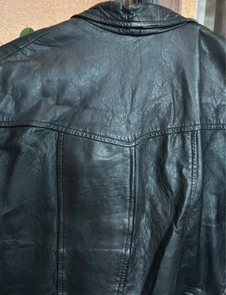Chaqueta cuero Stradivarius negra S/M