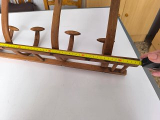 Perchero de madera antiguo
