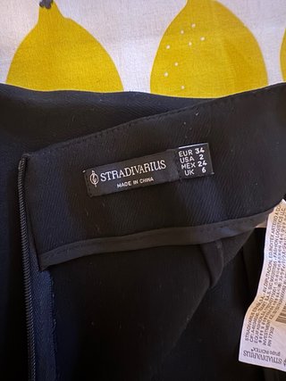 Falda pantalón Stradivarius negra