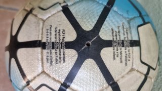 Balón de fútbol y baloncesto