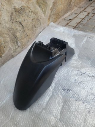 Aleta guardabarros delantero Piaggio Beverly